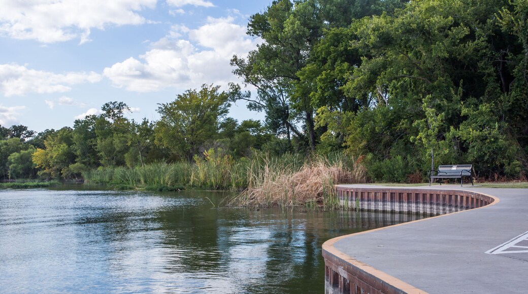 Lake Ray Hubbard embankment in Texas, USA