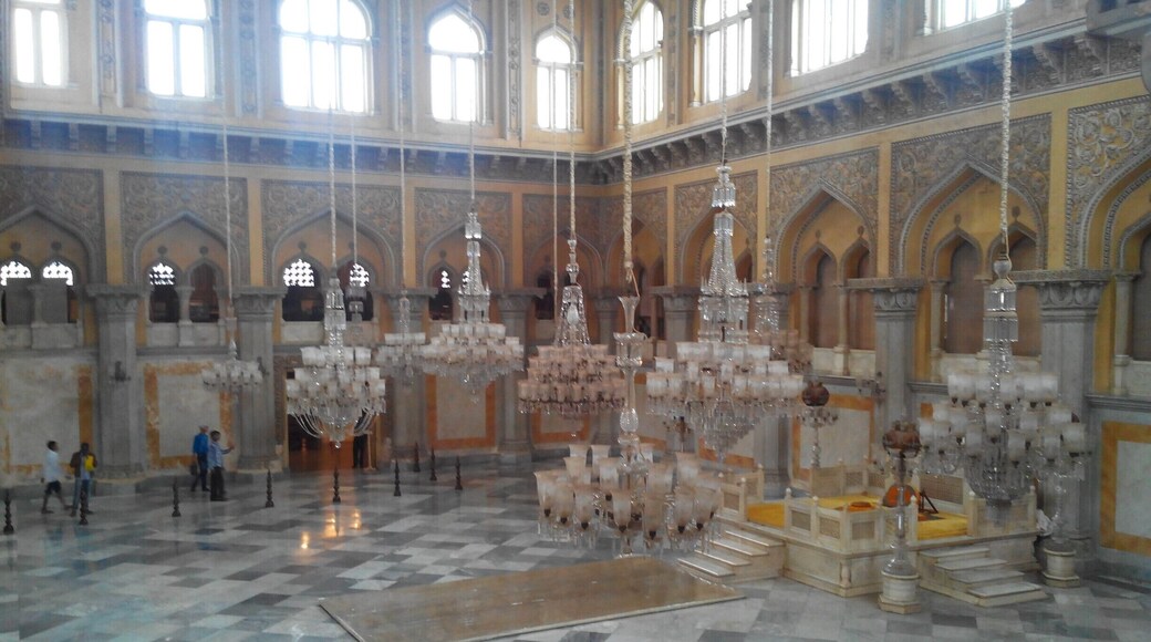 It was the seat of the Asaf Jahi dynasty and was the official residence of the Nizams of Hyderabad while they ruled their state.