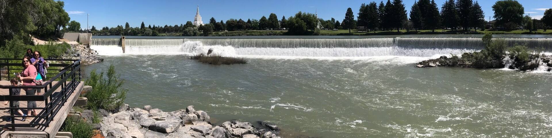 Panoramic of Hydroelectric Dam shot with iPhone 7