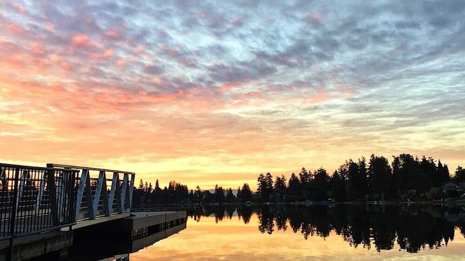 Angle Lake Park is one of my favorite places to watch the sunrise. #AquaTrove