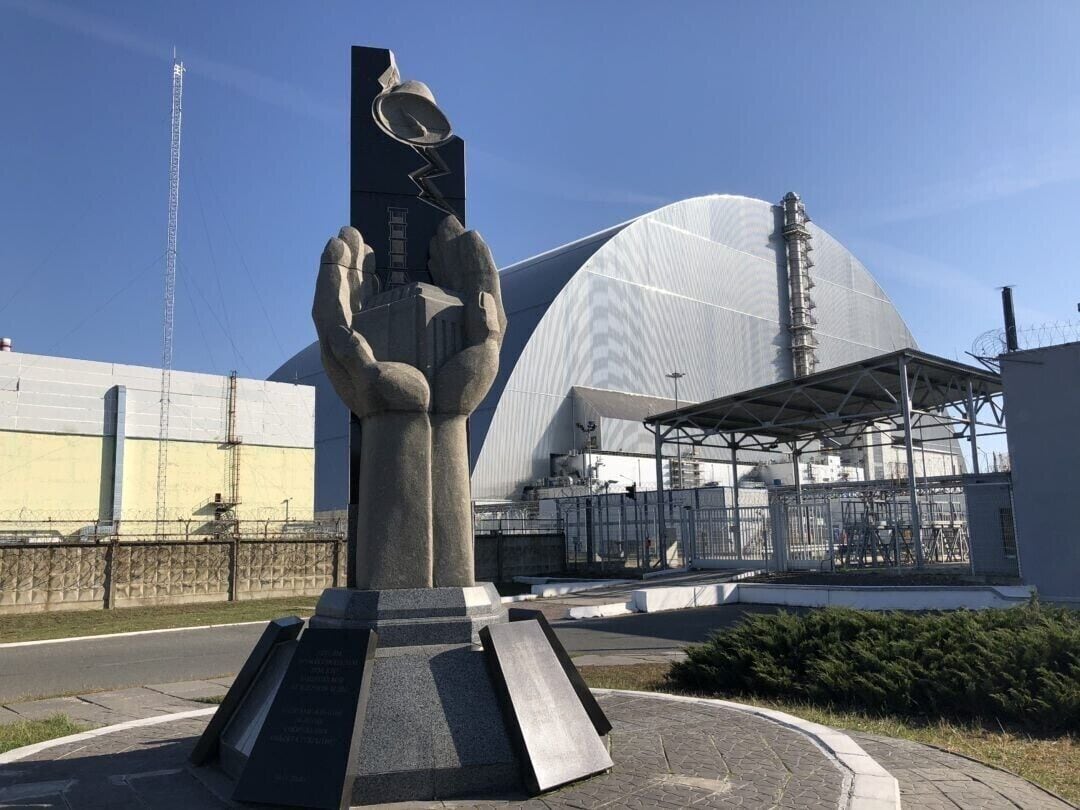 See my Chernobyl travel guide:
https://travelupdate.boardingarea.com/chernobyl-travel-guide/