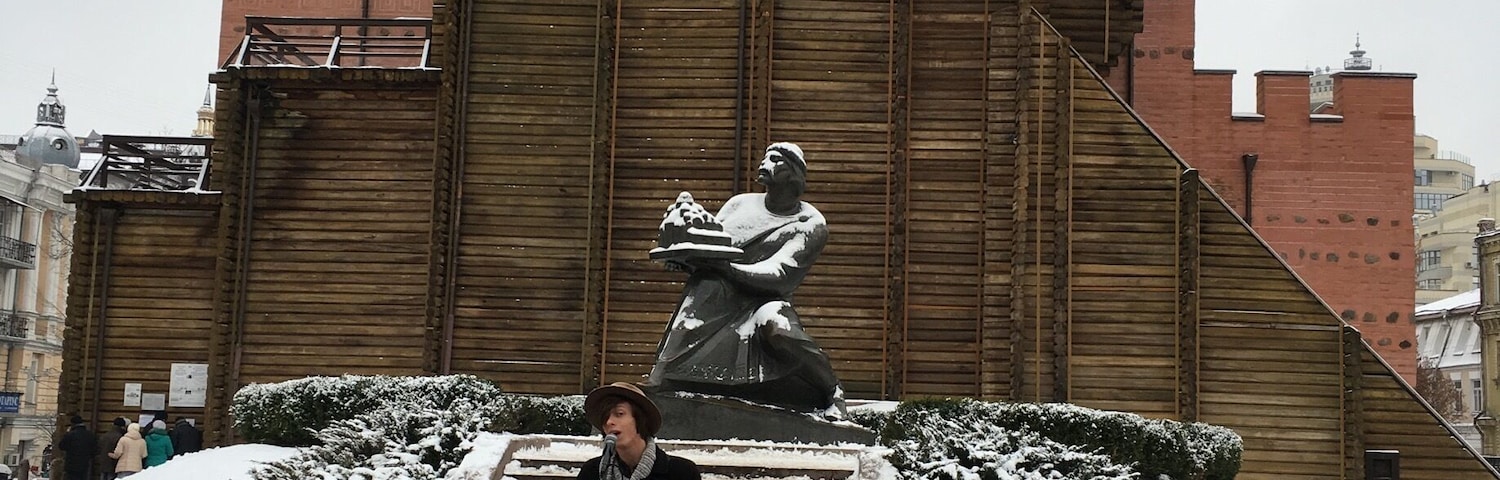 I wouldn't guess that this place is so vivid with buskers :)