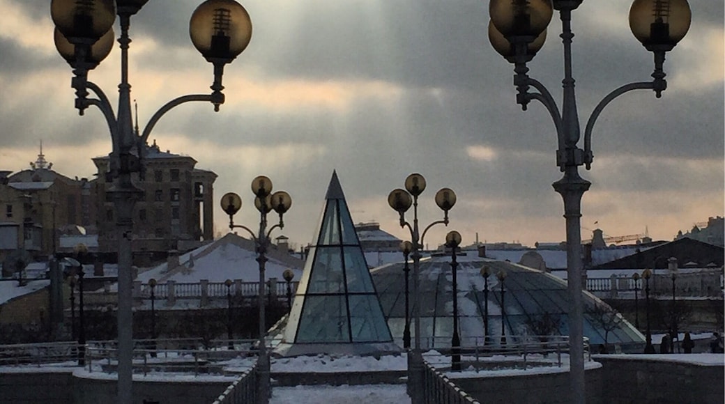 When the sunbeams are visible you have to take a moment to enjoy the view before taking the photo.