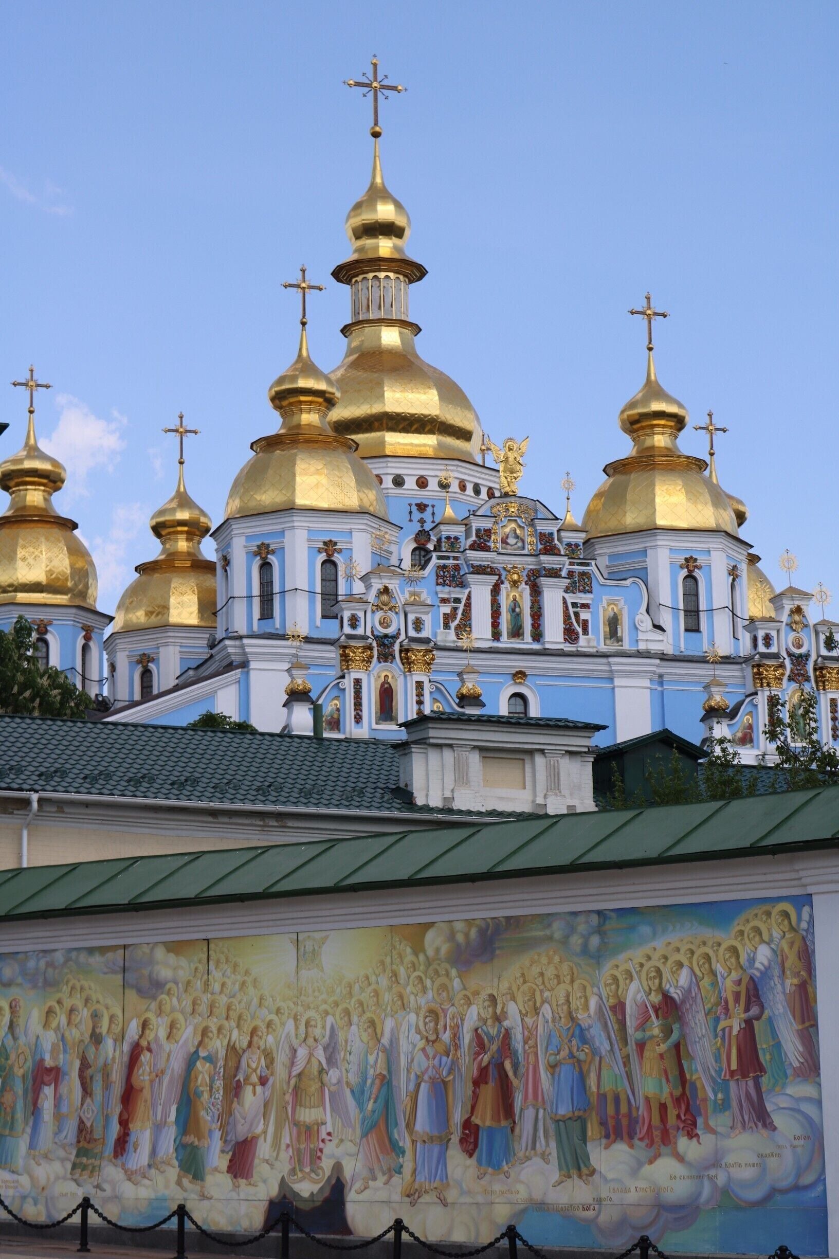 If gold-domed Russian Orthodox churches blow your hair back (they blow mine back), Kiev is a wonderful place to wander around.