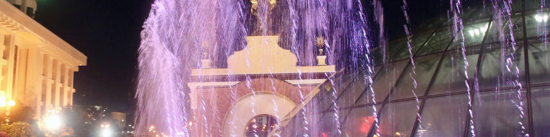 Independence square in Kyiv, Ukraine. #Travel #kyiv #Ukraine #water #waterfountain #lights #night
