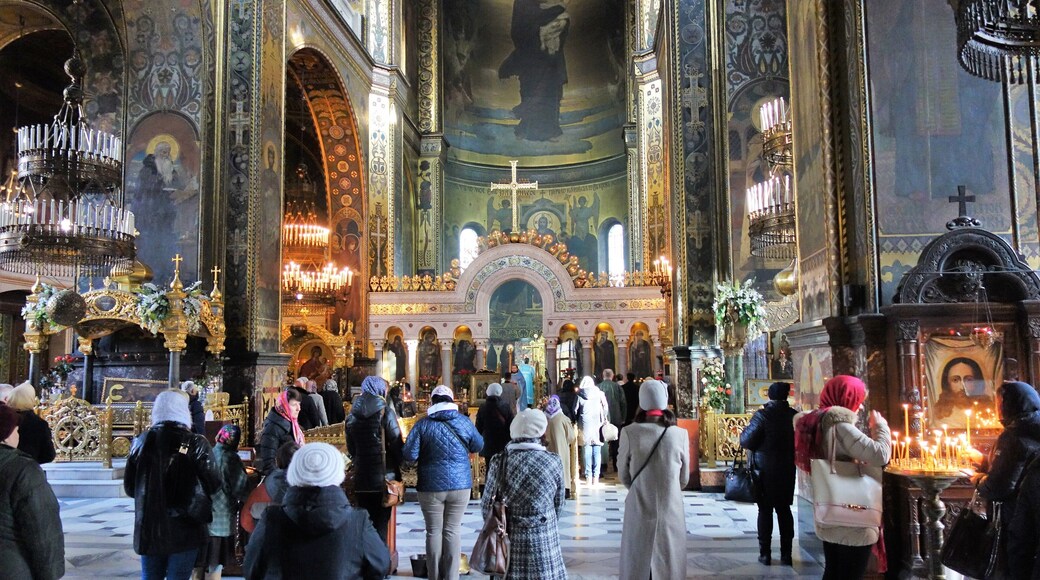 The Saint Vladimir Cathedral has a warm and beautiful interior.