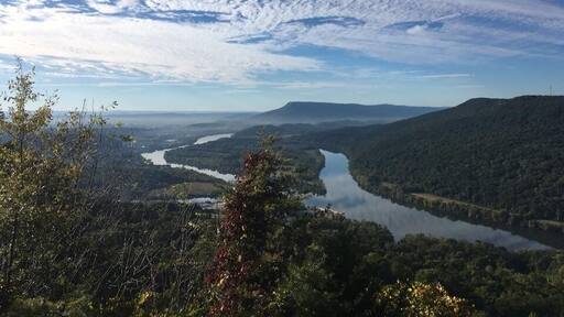 Bluff view of the Tennessee River & Lookout Mountain from Signal Point.