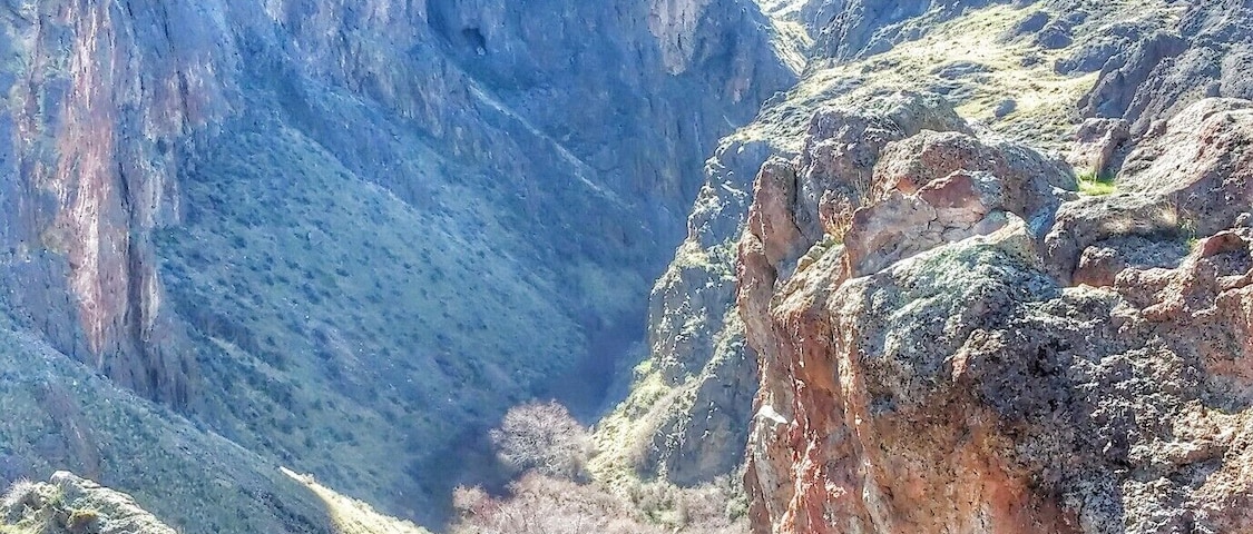 Gorgeous views in the Owyhee Mountains with tons of desert hiking trails to explore.