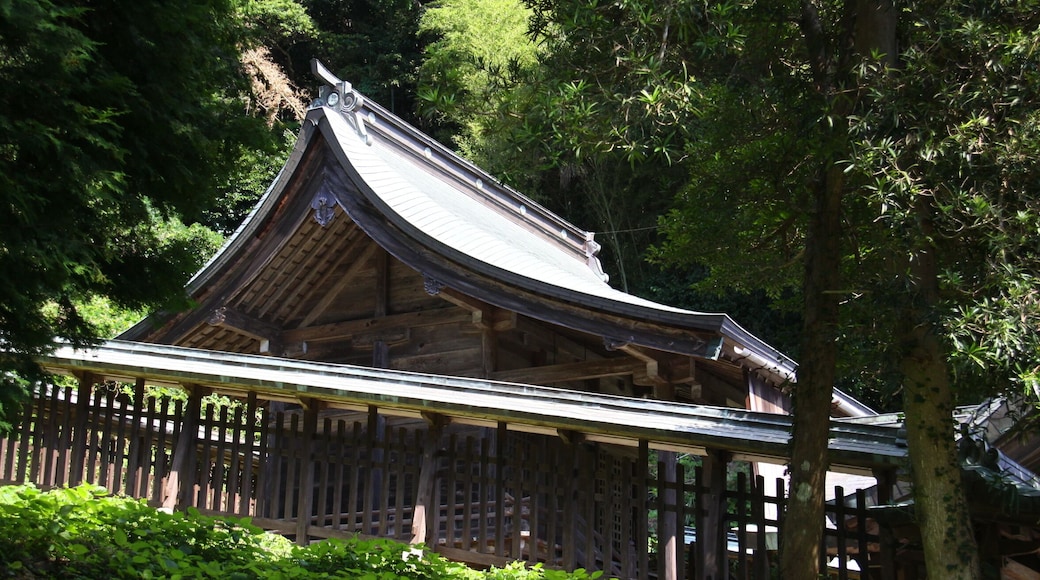 Sumiyoshi jinja Haiden.
