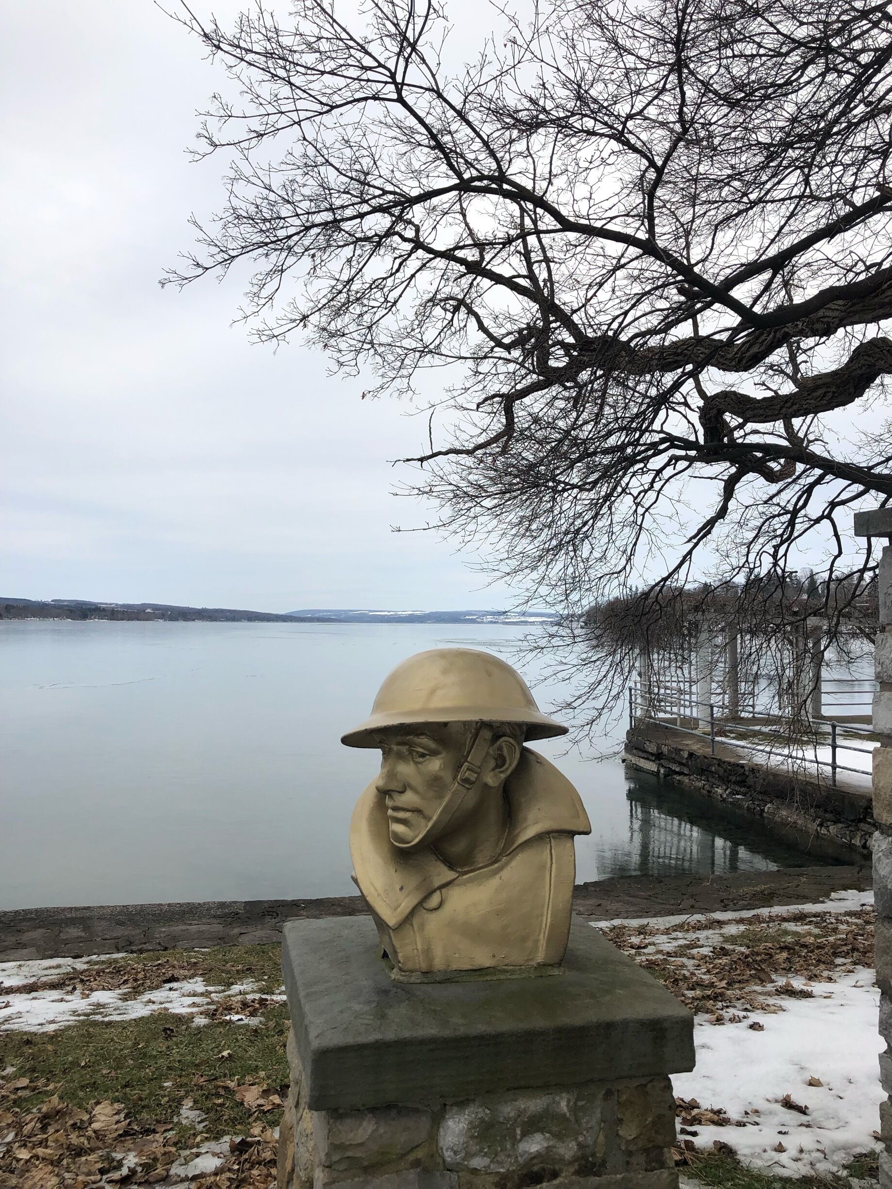 Wonderful little park which pays homage to Veterans from War of 1812, WWI and WWII.  Unique find