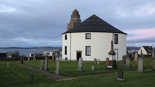 Bowmore church