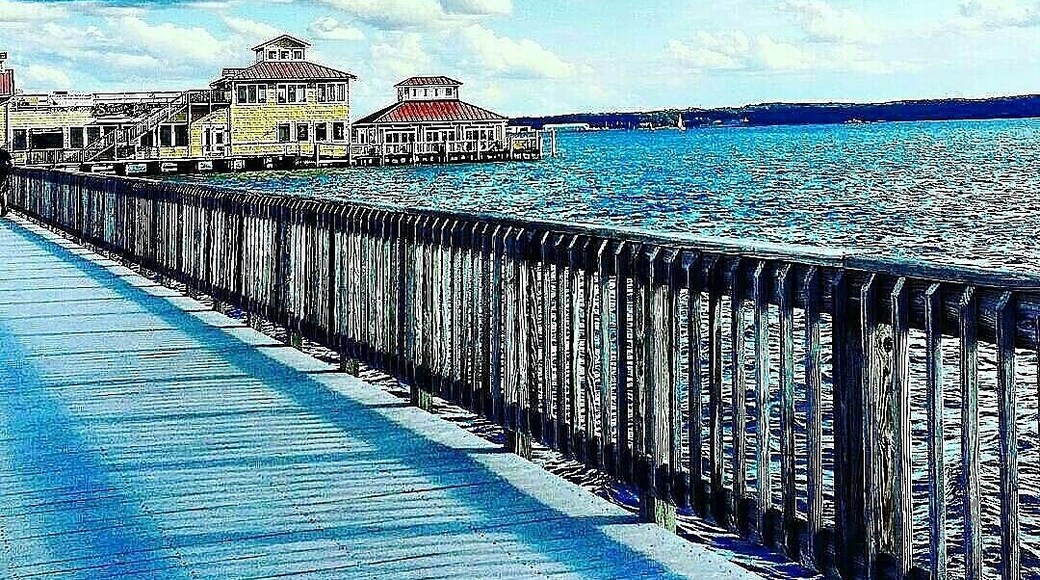 Boardwalk along the beautiful Chesapeake Bay in Solomons, Maryland.