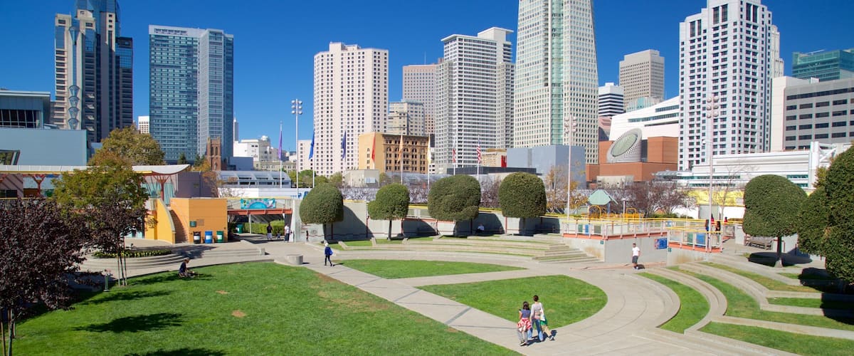 South of Market bevat skyline, een park en een stad