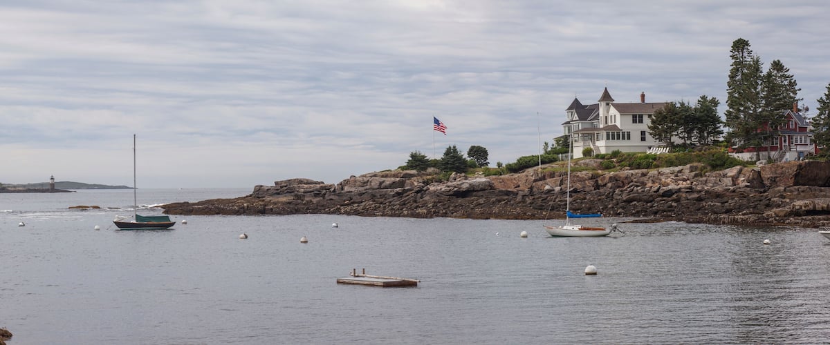 Ram Island Lighthouse and sheltered cove