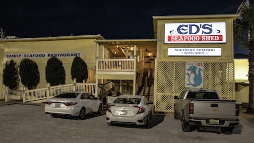 Great seafood at an okay price. On the Causeway between Mobile and Spanish Fort it has consistenly been a goto place for seafood.