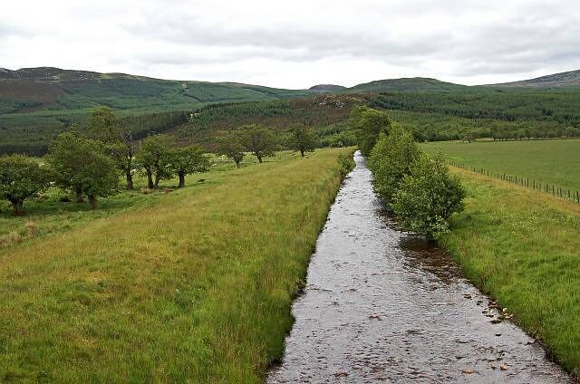 River Burn. You can just see the cartographer asking the local 300 years ago what this river was called, Burn replies the local and so it is today. Looking upstream.