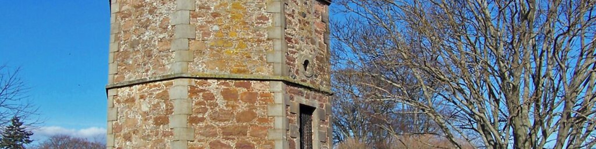 Culloden House dovecote Built about 1788, and stands on a mound close to Culloden House stables. Listed building report - http://hsewsf.sedsh.gov.uk/hslive/portal.hsstart?P_HBNUM=10953 .