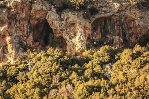 Vikos Aoos National Park
Located about 30 kilometers of Ioannina, this is is the largest National Park of the Greek mainland, with an area of 2.000 km2. Plenty of interconnecting footpaths of many levels of expertise that link stone villages tucked into folds of mountains.