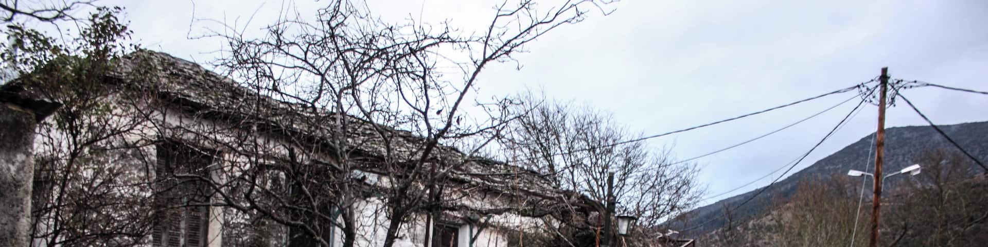 Ioannina is the capital and largest city of the Ioannina regional unit and of Epirus. The city's foundation has traditionally been ascribed to the Byzantine Emperor Justinian in the 6th century AD and flourished in the late Byzantine period (13th–15th centuries).
Some points of interest, Isle of Lake Pamvotis, Ioannina Castle where Some of the most important museums of the city are located, like the The Municipal Ethnographic Museum is hosted in Aslan Pasha Mosque in the north-east citadel.