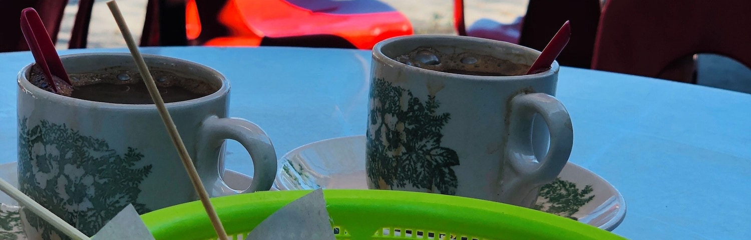 Hot spot for a good breakfast in Ipoh. In pic: Cakoi and Read bean cakoi