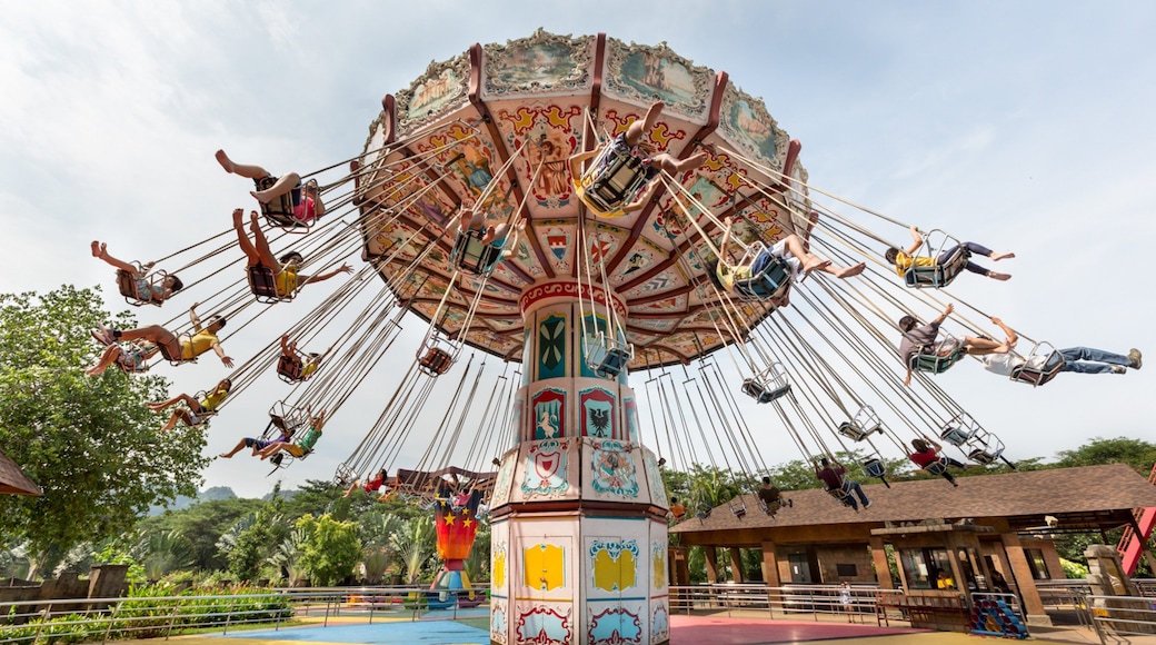 Ipoh featuring rides