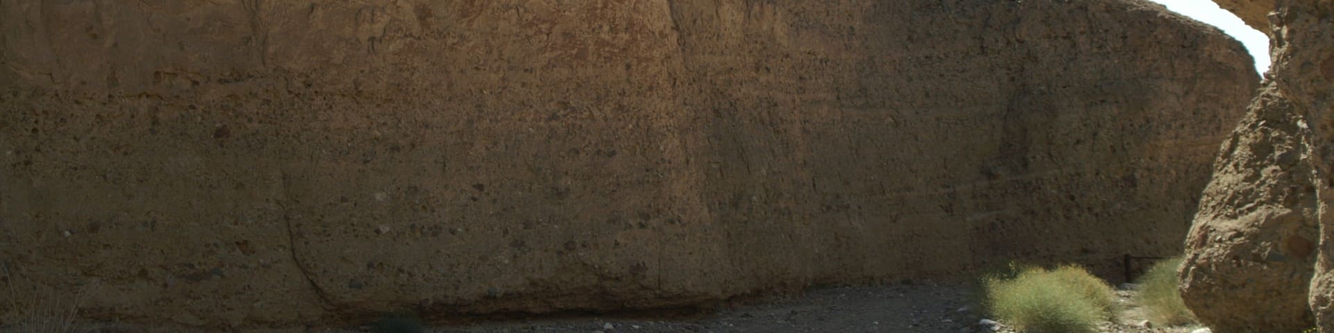 El Centro showing a gorge or canyon