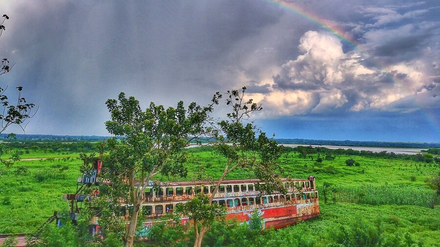 Amazon River... #iquitos #peru #amazon #amazonriver #nature #sky #clouds #rainbow #boat #river #southamerica #amazonas #travel #amazonjungle #adventure #iloveit #landscape