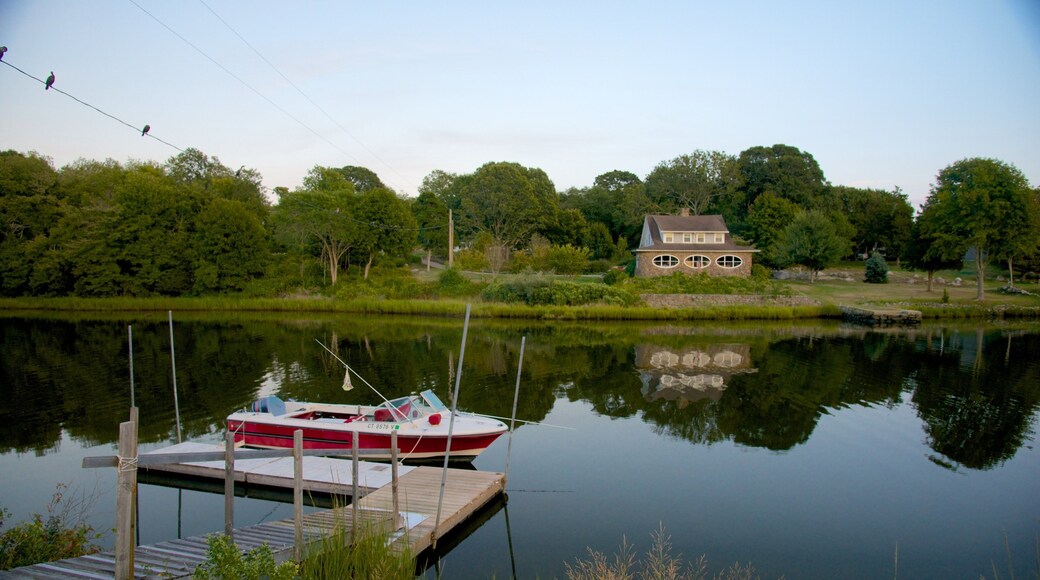 Stonington featuring a lake or waterhole