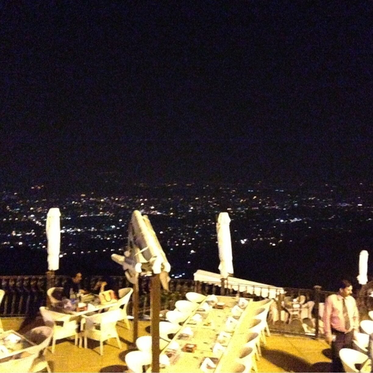The Monal restaurant located 3500ft above sea level on top of the mountain serves good local food at reasonable price. You can enjoy the view of Islamabad city from here. Great lookout point. 