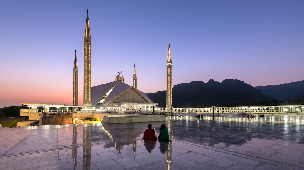 Shah Faisal mosque Islamabad Pakistan