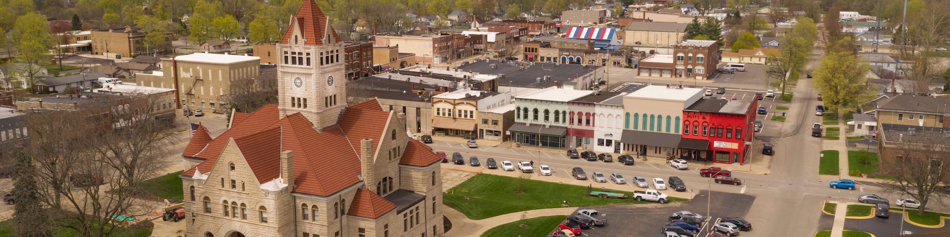 Sullivan Illinois Aerial Elevate Up Over Midwest USA