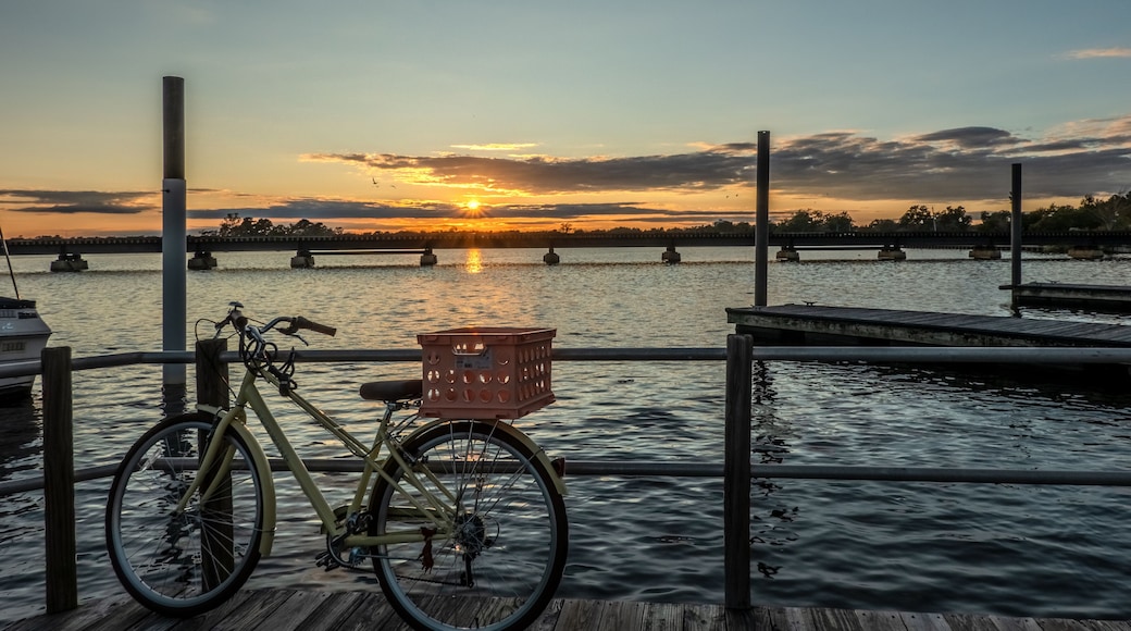 new bern north carolina town riverfront scenes