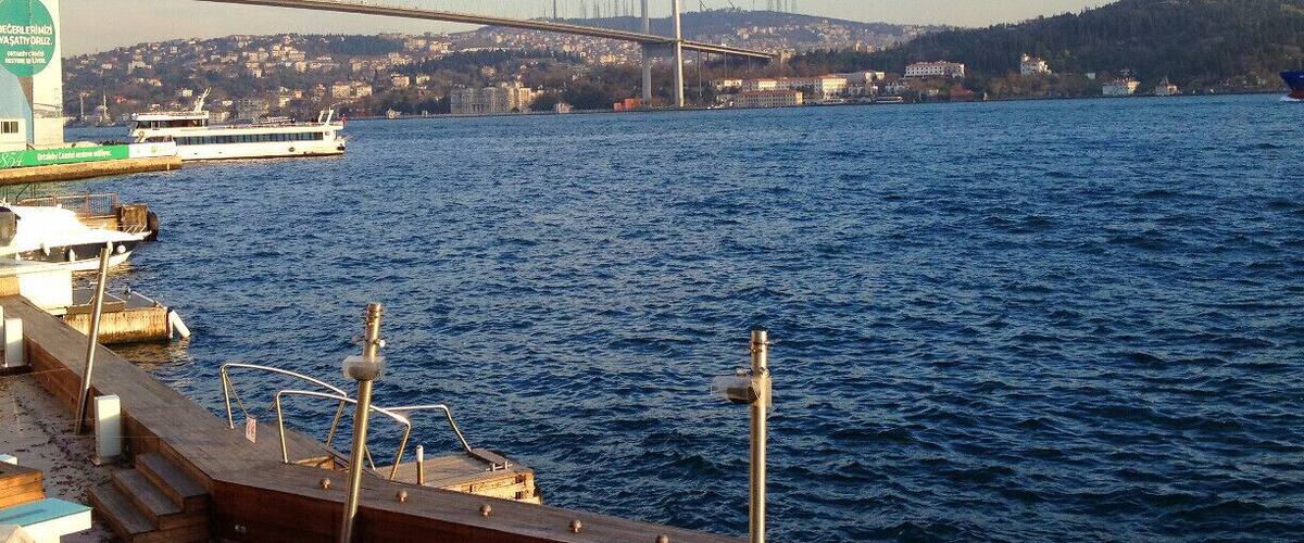 Istanbul is one of my favorite cities. There is something about it that leaves an impression. In this shot is the Bosphorus Bridge, which connects Europe and Asia. It's so cool how one city sits on two continents.
#waterlust #istanbul #turkey #blue