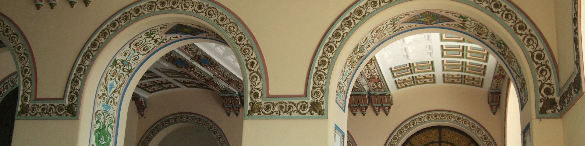 Haydarpaşa Train Station, Istanbul, Turkey
#green #greenphotosweepstakes