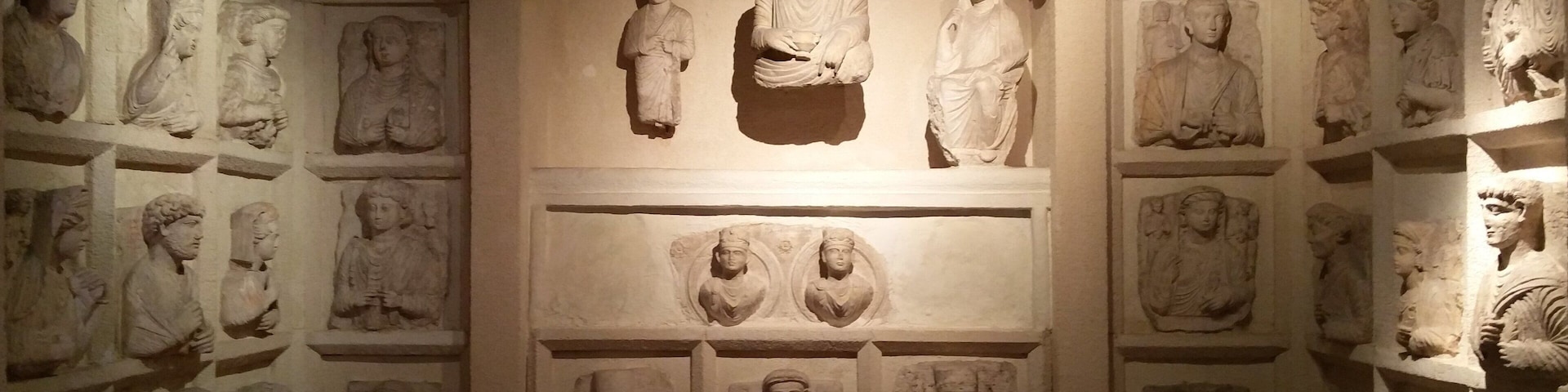 Yeah!! Even I think the same - this place might be an inspiration for the "Hall of Faces"....we see in that famous HBO series.
#LifeAtExpedia #Turkey #WinterHasCome