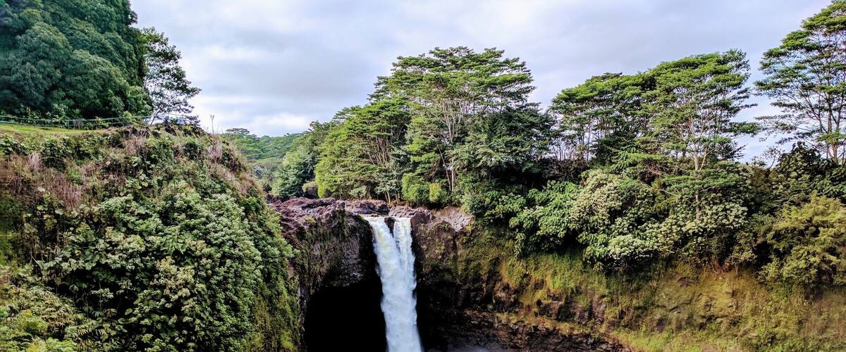 Though we could not see any rainbow , the falls was worth a watch
#lifeatexpedia