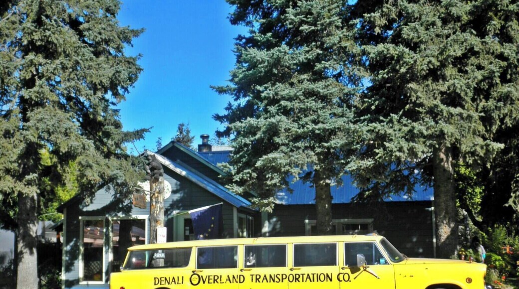 Didn't stay here, but I think it is the only hostel in town. My sister and I were just in Talkeetna on a day trip, but I heard this place was a good option for travelers looking to stay here longer.
More on www.ajauntwithjoy.com