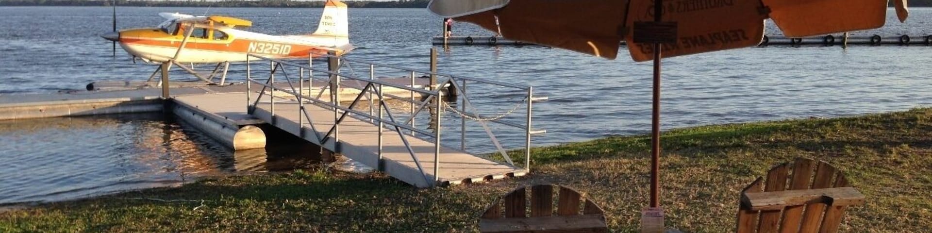 They say that Tavares, FL is the Seaplane Capitol of the World. Don't know about that, but it certainly is fun.