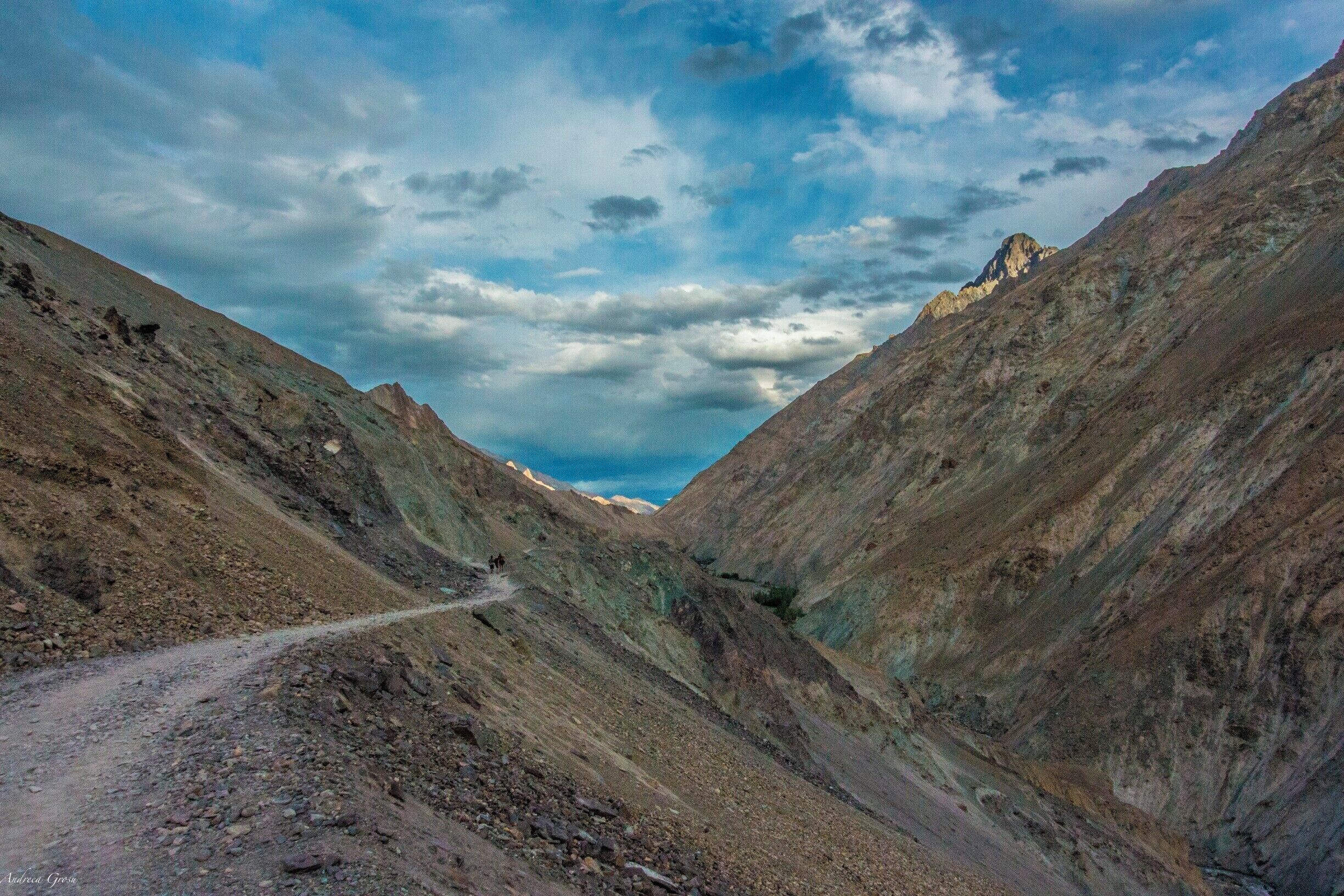 I really enjoyed trekking in the Himalayans in Markha Valley having moonlike landscapes around me and feeling warmer than I ever felt.
That day was actually a day of break in a photography tour in Ladakh region of India and it was a perfect break because we trekked a lot unlike all the other days when we spent a lot of time in the car going to different places and monasteries. #hiking
Hemis #NationalPark