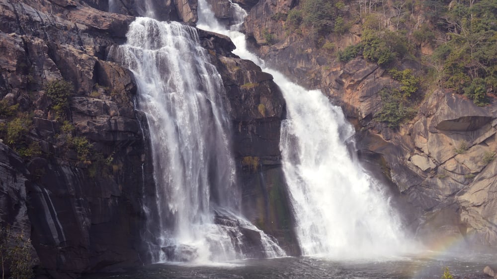 beautiful huge Hundru waterfall of Ranchi ,india