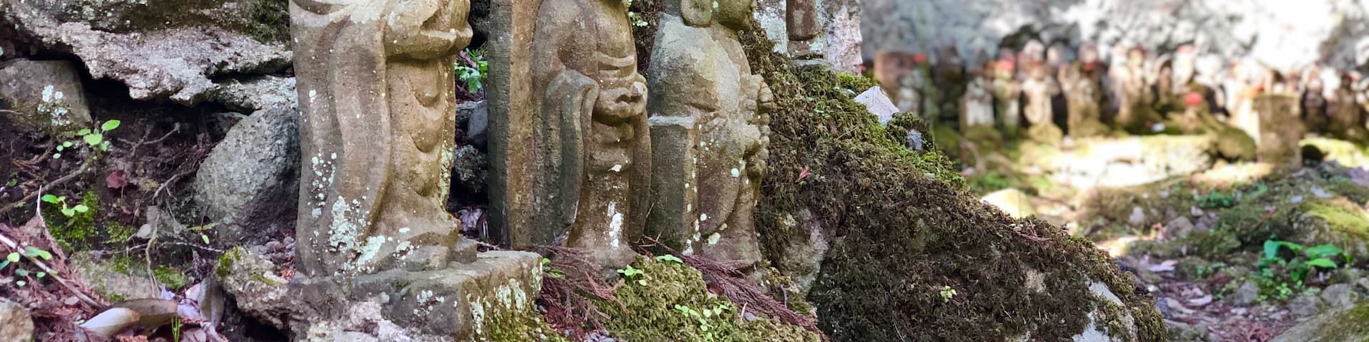 Lots of statues here