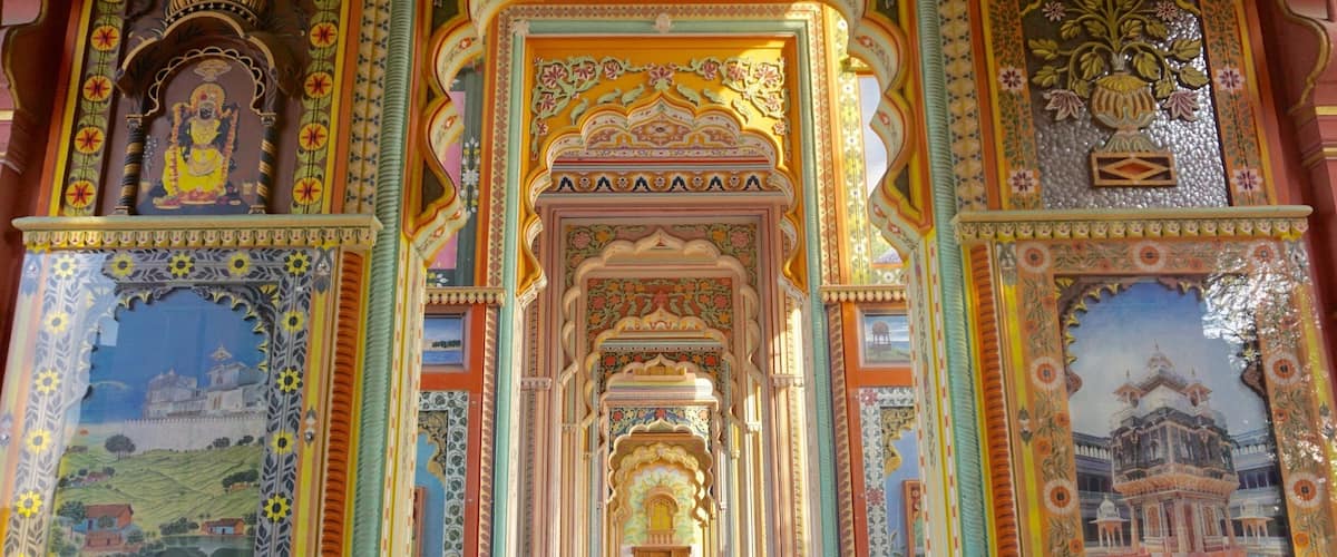 The beauty of a Gate!
.
.
The vibrant culture of Rajasthan can be seen at a glance when one walks through an aisle of this place. Each pillar showcases hand paintings of temples, forts, palaces, portraits of rulers of Jaipur and many such things. All of these are artistically displayed in the lively colours at the Ninth Gate, known as the Patrika Gate. This gate happens to be an entrance of Asia’s biggest circular park- Jawahar Park. One can only get mesmerised by the sheer beauty of this ‘now not so hidden gem of Jaipur’