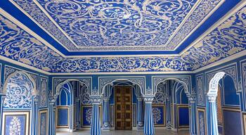 Every inch of this Palace showcases ROYALTY! That’s the beauty of the City Palace in Jaipur, India