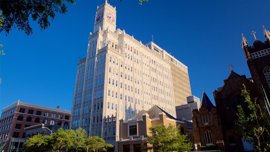 Jackson showing heritage architecture and a city