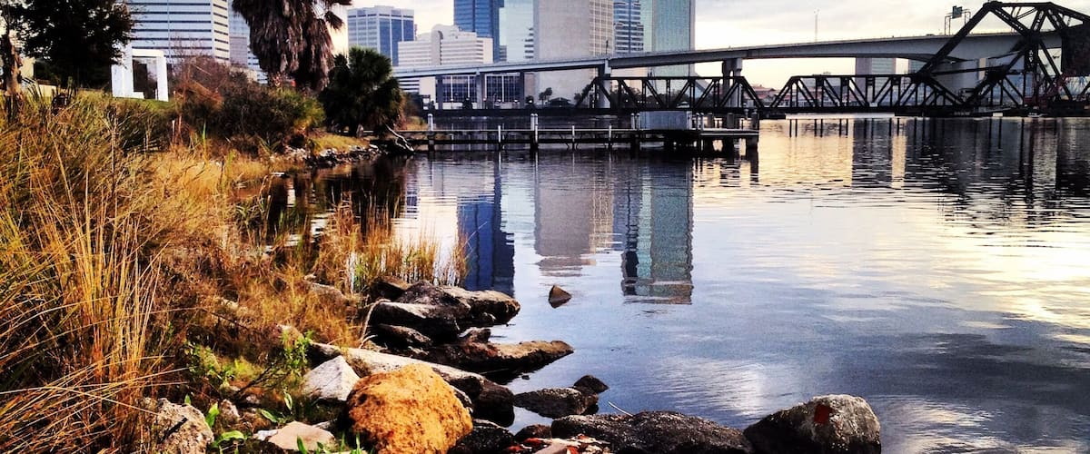 Downtown riverwalk.  Perfect stretch of land to get away from the noises of the city. #florida #jacksonville #colorful