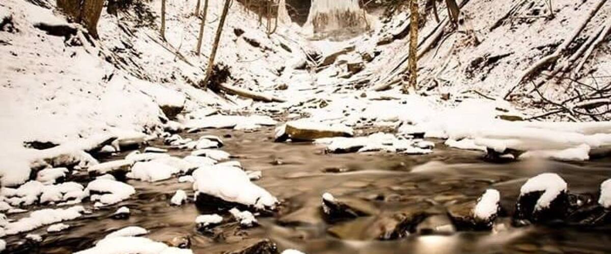Tinker falls with a touch of snow