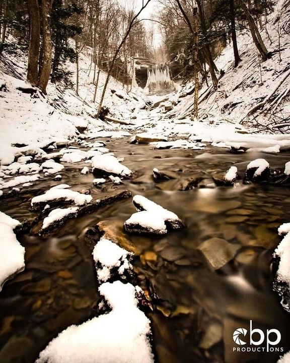 Tinker falls with a touch of snow