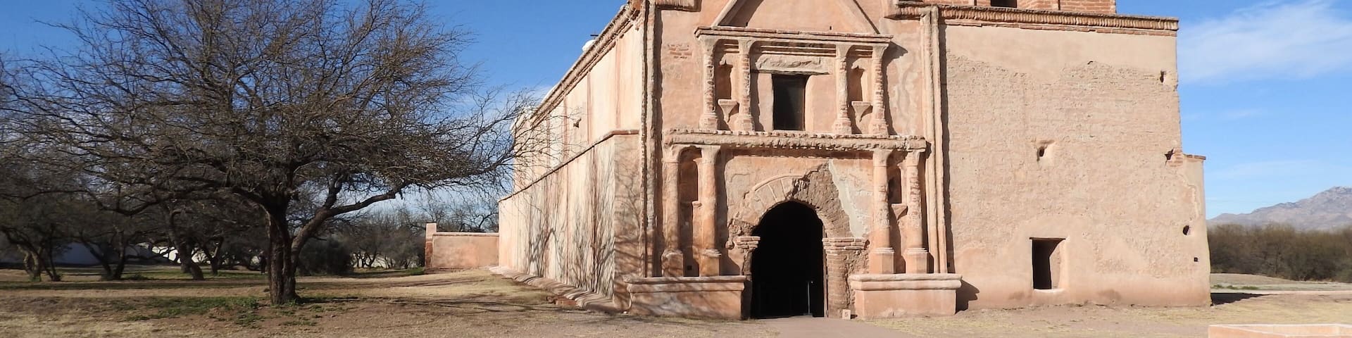 A Franciscan mission that was built in the late 18th century and was never rebuilt after being abandoned after repeated Apache raids in the 19th century that killed farmers and ranchers in the area.
#LikeALocal