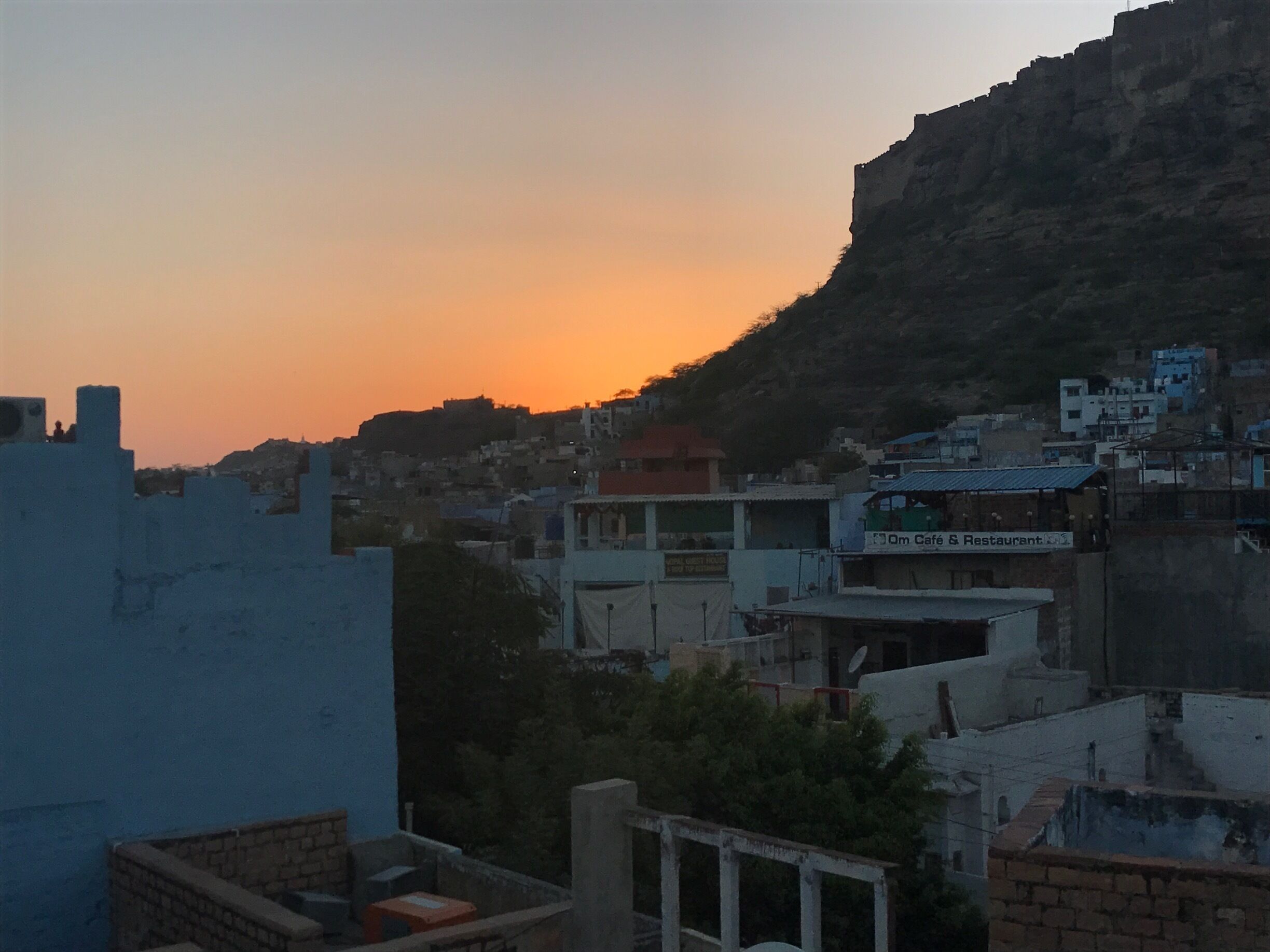 Beautiful sunset need cloudy skies..