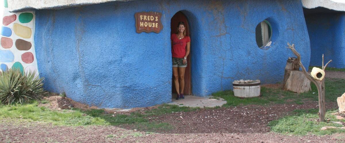 This little restaurant, RV park, and Bedrock mock up on the way to the Grand Canyon is worth a stop for $0.05 coffee and a tour of Fred and Barney's homes. You can yell "Yabba dabba dooo!" as you slide down the tail of Fred's dinosaur!
#quirky #tourist #attraction #Flintstone #Arizona